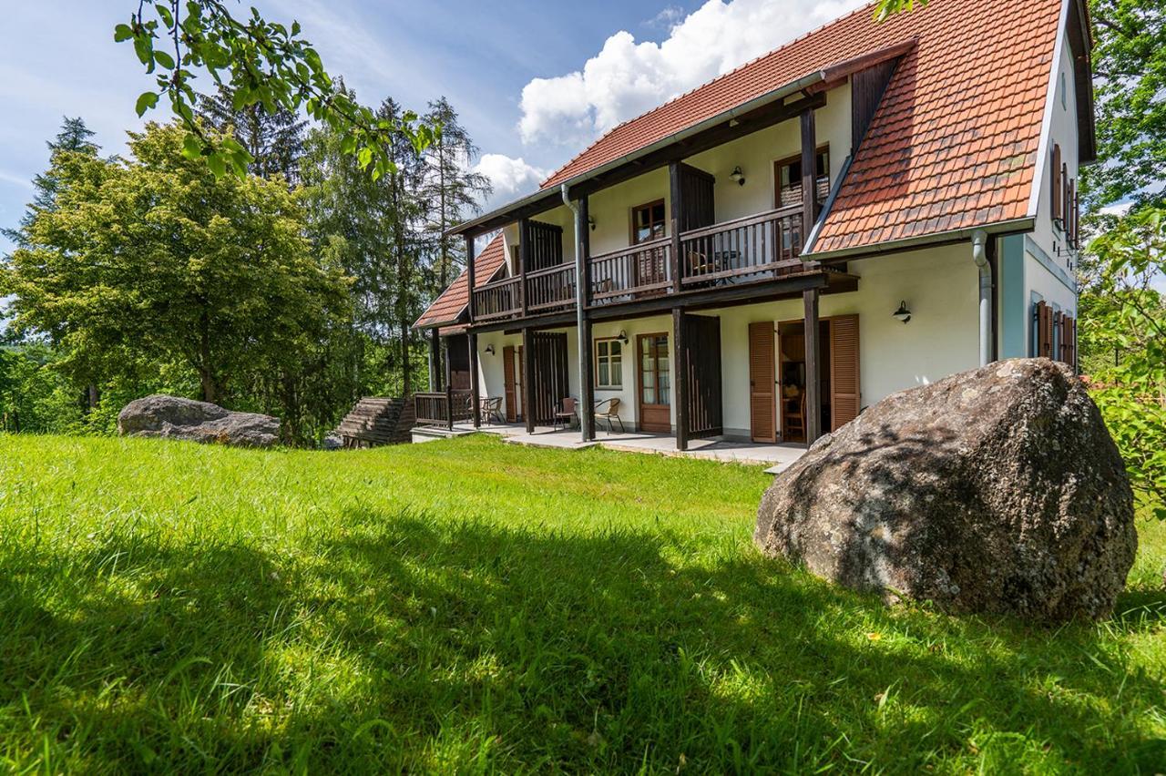 Theater- Und Feriendorf Koenigsleitn Gmbh Litschau Exterior photo